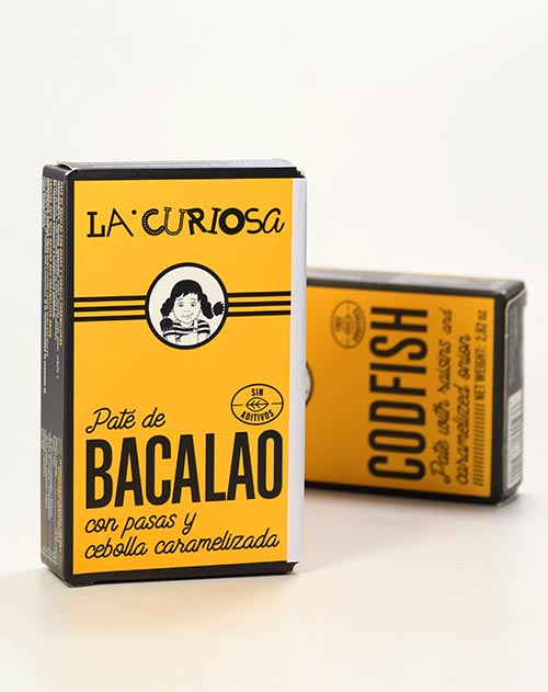 Kabeljau-Pastete mit Sultaninen und karamellisierten Zwiebeln aus Galicien (Spanien)