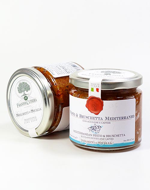 Tomatenpesto mit Sardellen und Kapern - Pesto & Bruschetta Mediterraneo