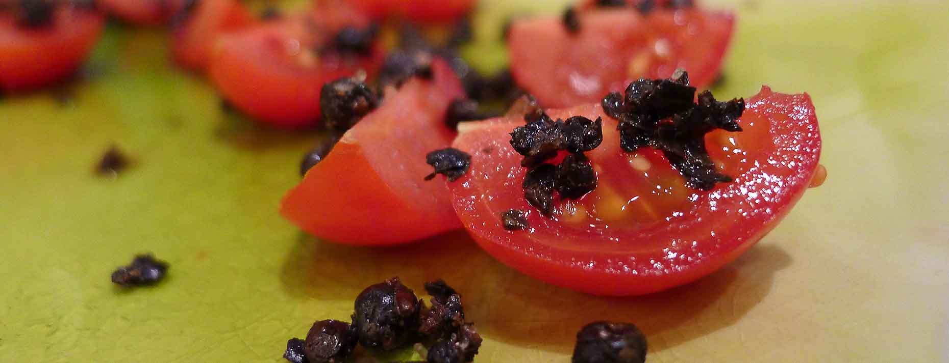 Herrlich: Pfeffer Deluxe auf Kirschtomaten Herrlich: Pfeffer Deluxe auf Kirschtomaten