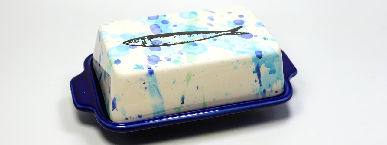 Butterdose in Wet Painting mit Sardine